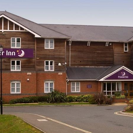 Premier Inn Isle Of Wight Newport  Ngoại thất bức ảnh