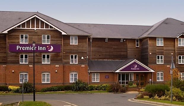 Premier Inn Isle Of Wight Newport  Ngoại thất bức ảnh